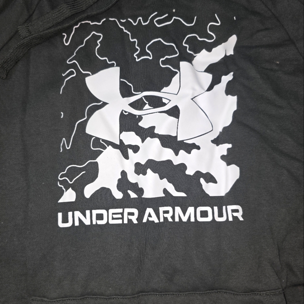 Under Armor women's hoodie size medium